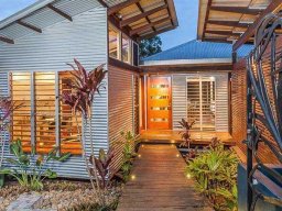contemporary-single-door-entries-12