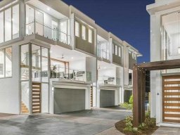 contemporary-single-door-entries-14