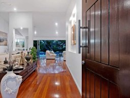 contemporary-single-door-entries-19