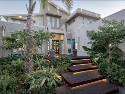 contemporary-pivot-door-and-sidelight-entries-75