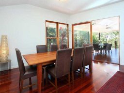 1-sliding-door-32