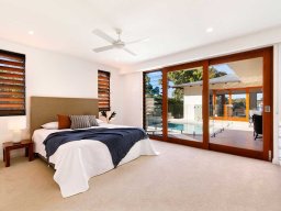 1-sliding-door-76
