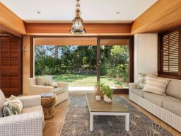 2-sliding-doors-125