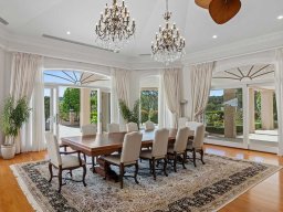 2-sliding-doors-132