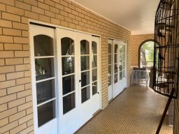 2-sliding-doors-142