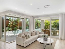 2-sliding-doors-165