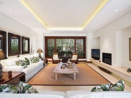 2-sliding-doors-175