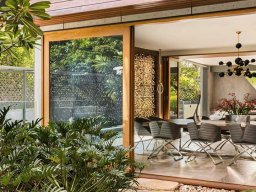 2-sliding-doors-200