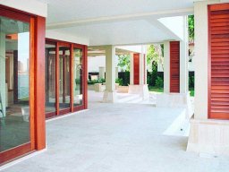 2-sliding-doors-21