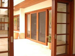 2-sliding-doors-23