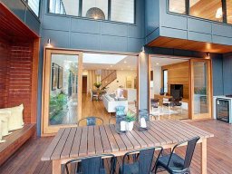 2-sliding-doors-54