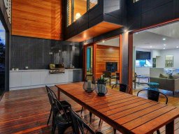 2-sliding-doors-70