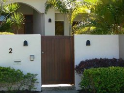 contemporary-gates-51