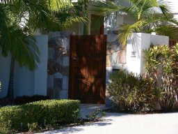 contemporary-gates-57