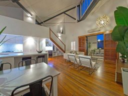 plantation-shutters-133