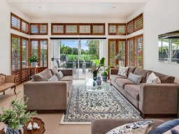 plantation-shutters-173