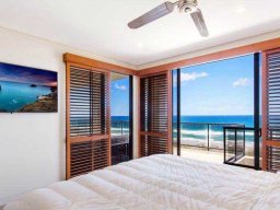 plantation-shutters-91